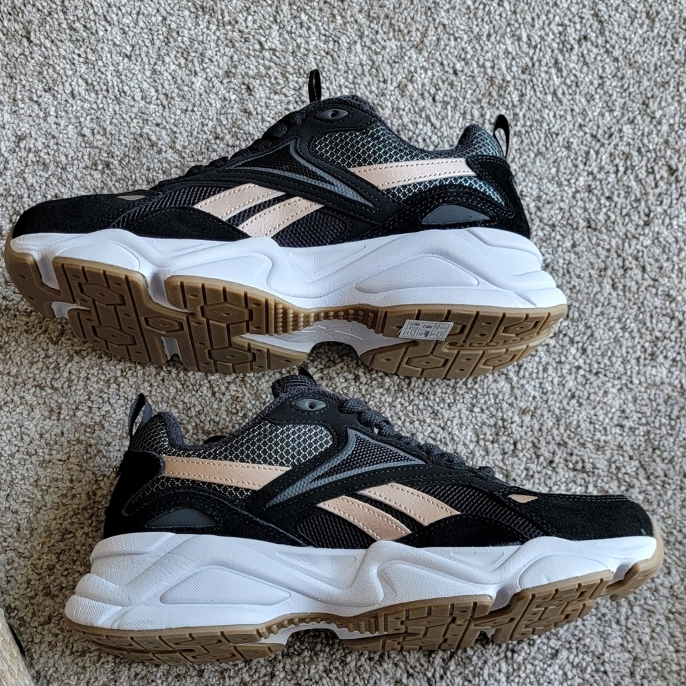 Reebok  Womens Size 10 Royal Bridge Black and Gold Sneakers